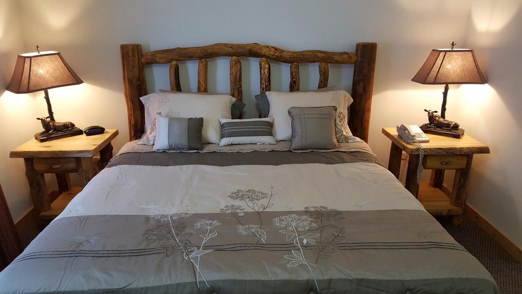 2Br Rustic Villa Utica Buitenkant foto