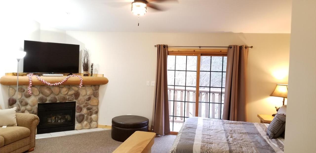 2Br Rustic Villa Utica Buitenkant foto