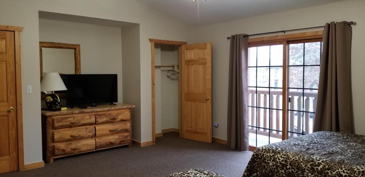 2Br Rustic Villa Utica Buitenkant foto